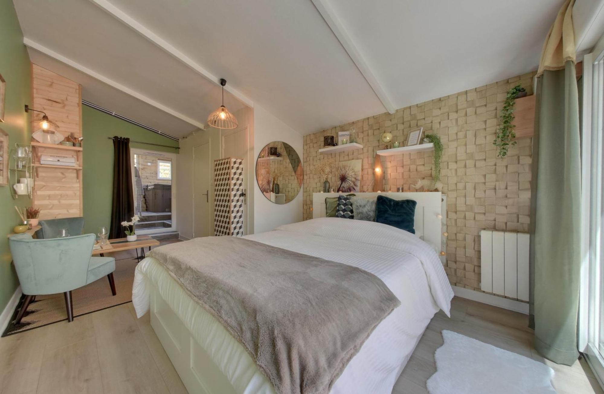 Entre Terre & Mer Spa Sainte-Croix-Grand-Tonne المظهر الخارجي الصورة